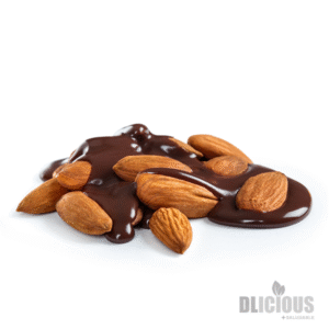 Almendras Bañadas en Chocolate Negro - 250 Grs.